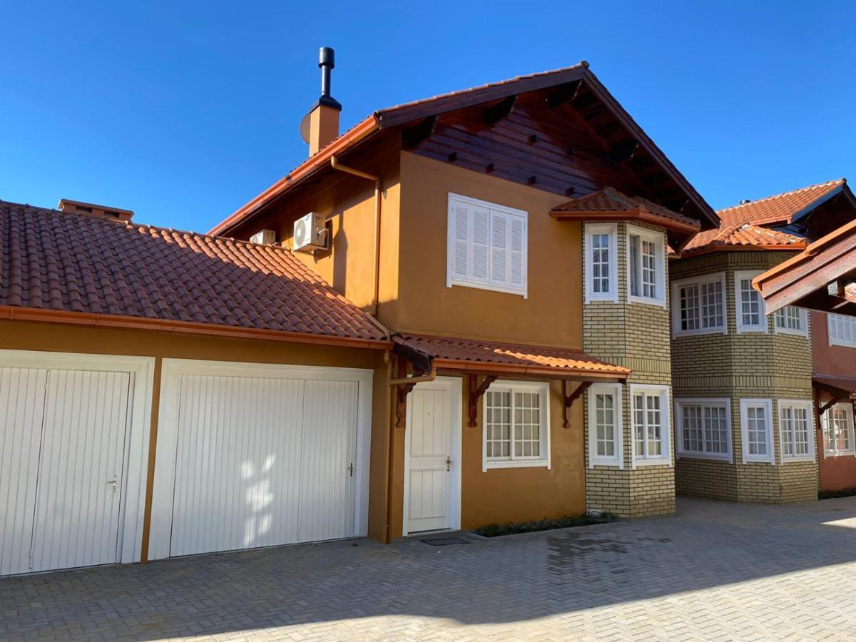 Sobrados Muller Lägenhet Gramado Exteriör bild